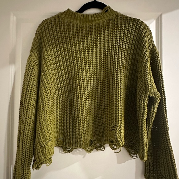 Zara Green Distressed Sweater - Picture 3 of 5